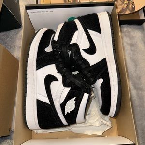 Nike Air Jordan retro high twist in a womens 5.5